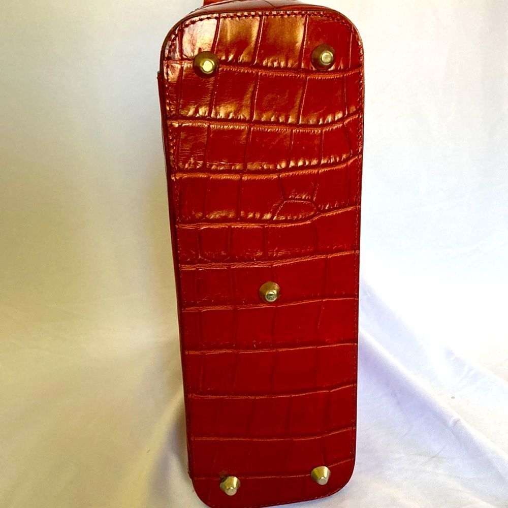 El Portal Genuine Leather Croc Embossed Handbag - Picture 7 of 11